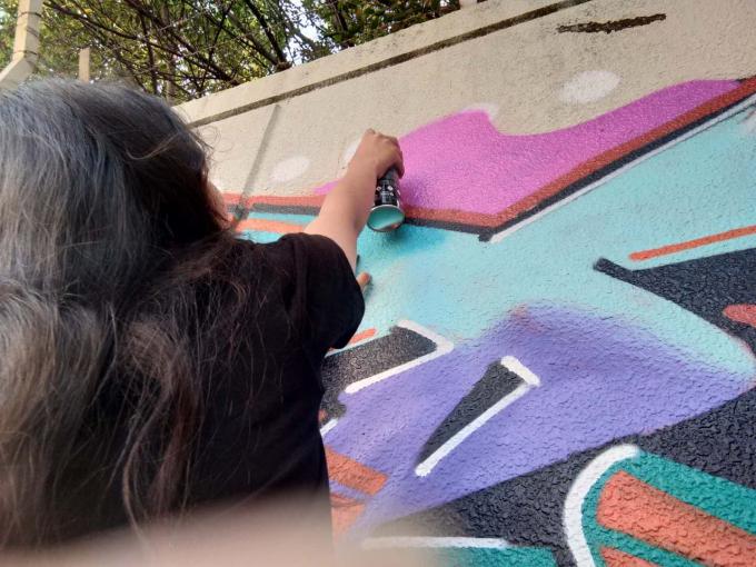 Various Colors Graffiti Spray Paint For Street Art And Graffiti Artist